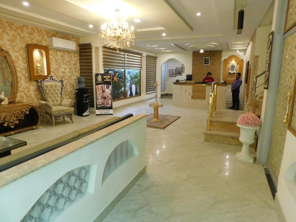 โรงแรม S.R. เลาจน์ มุลตาน ภายนอก รูปภาพ